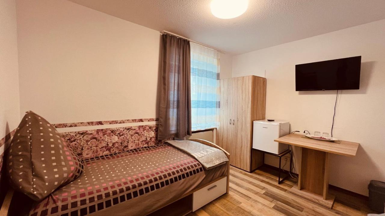 Sehr Zentrales Und Modernes Zimmer In Isny Im Allgaeu Mit Gemeinschaftsbad 아파트 외부 사진